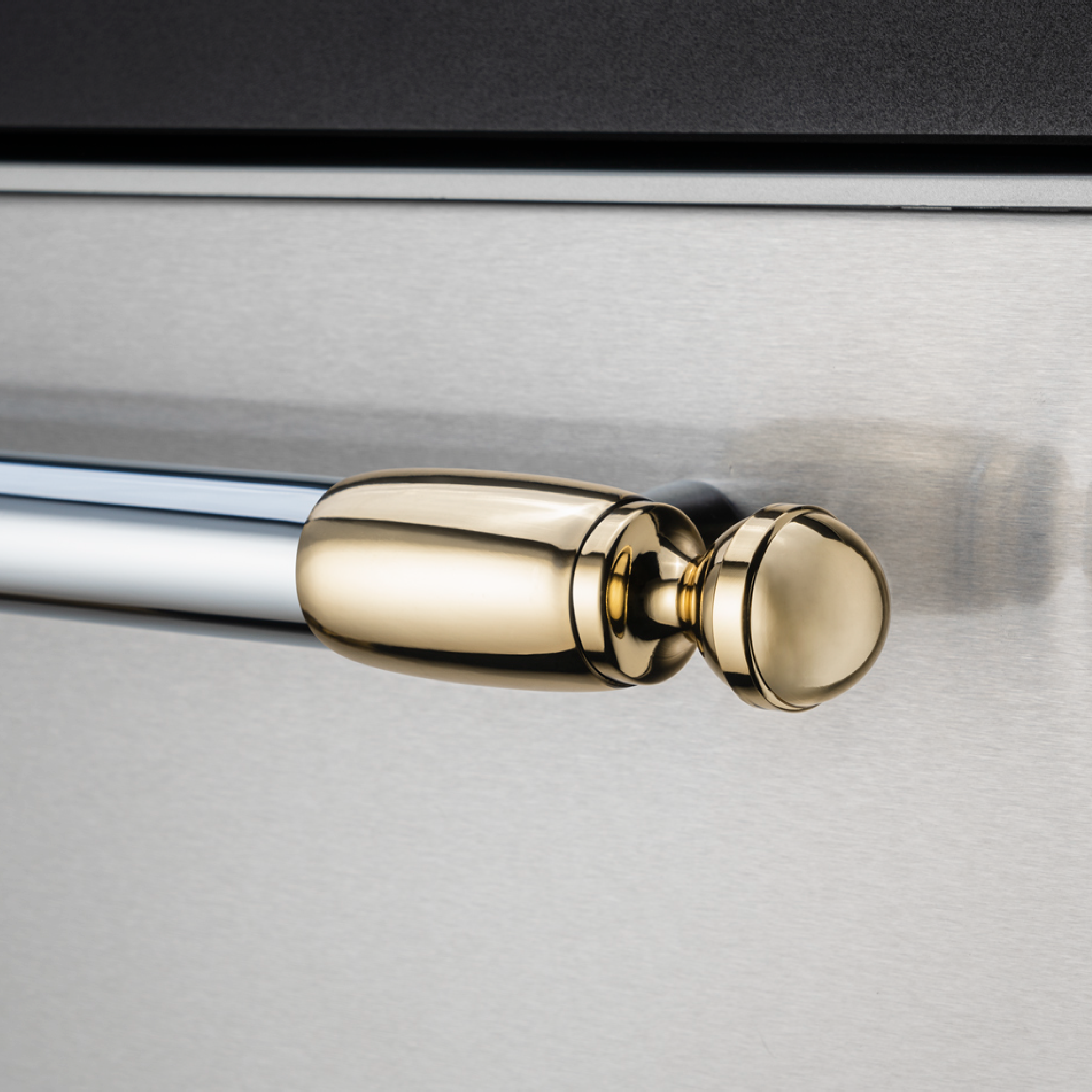 Gold décor set for Refrigerators, Dishwashers and Hoods | Bertazzoni
